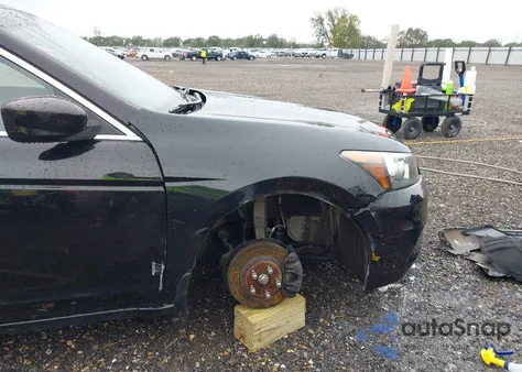 2011 Honda Accord 3.5 Ex-L из США, поврежденный, VIN 1HGCP3F85BA030875